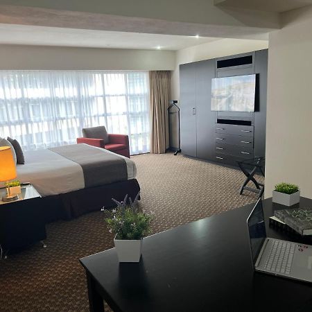 St Isidro Suites Corporate Housing Spa & Wellness Center مدينة مكسيكو المظهر الخارجي الصورة