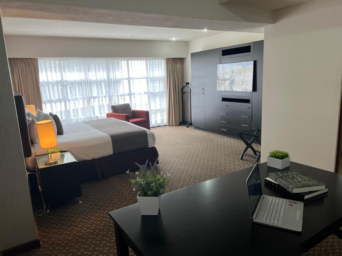 St Isidro Suites Corporate Housing Spa & Wellness Center مدينة مكسيكو المظهر الخارجي الصورة