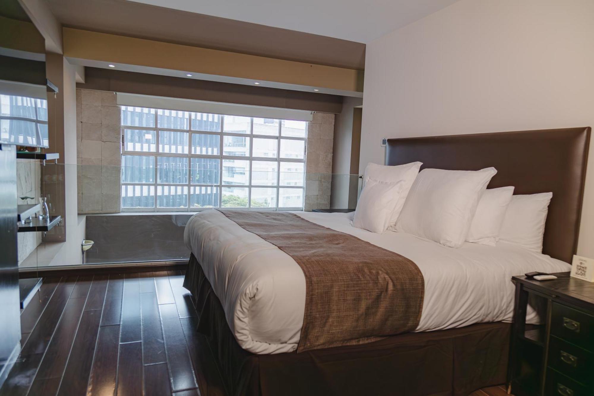 St Isidro Suites Corporate Housing Spa & Wellness Center مدينة مكسيكو المظهر الخارجي الصورة